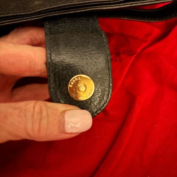 Vintage-Rare- Supreme Gucci Navy/Cream leather authentic Monogram Crossbody Bag - Picture 11 of 17